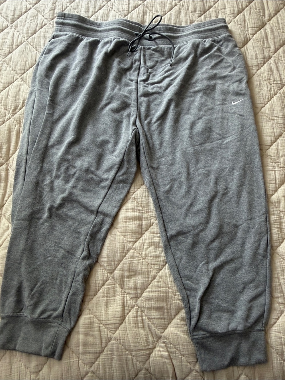 Nike Men's Heather Gray Fleece Joggers with Drawcord